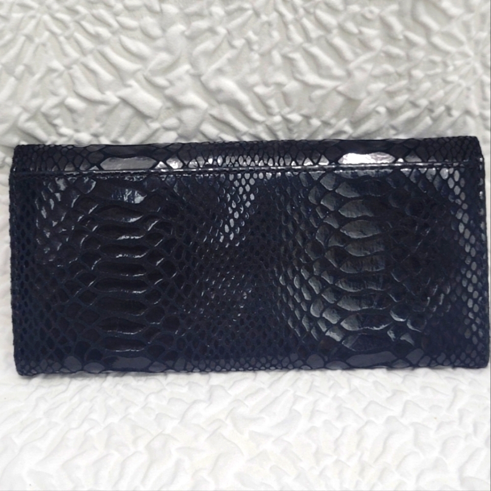 🪷Micheal Kors Fulton Python Wallet - Picture 4 of 11